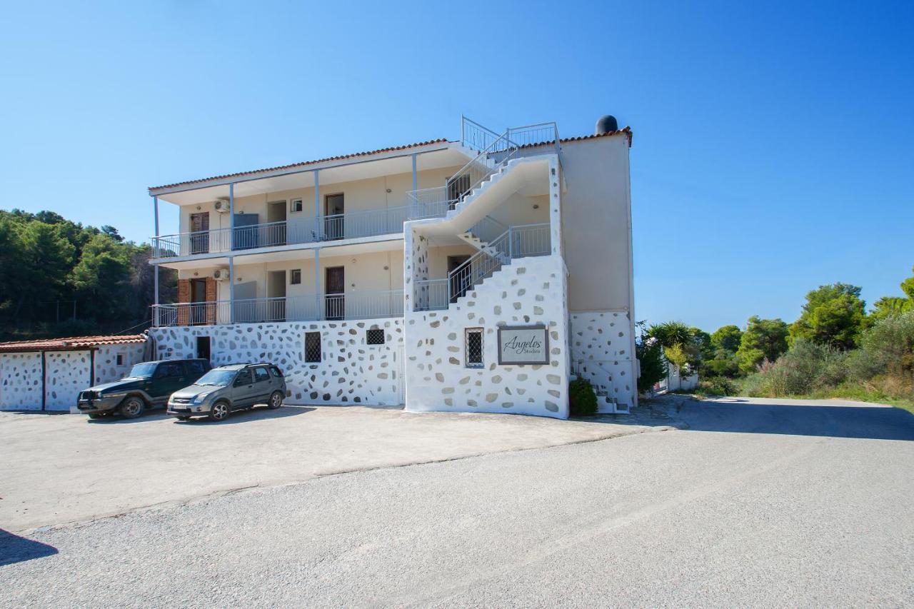 Angelos Studios Vromolimnos Bagian luar foto